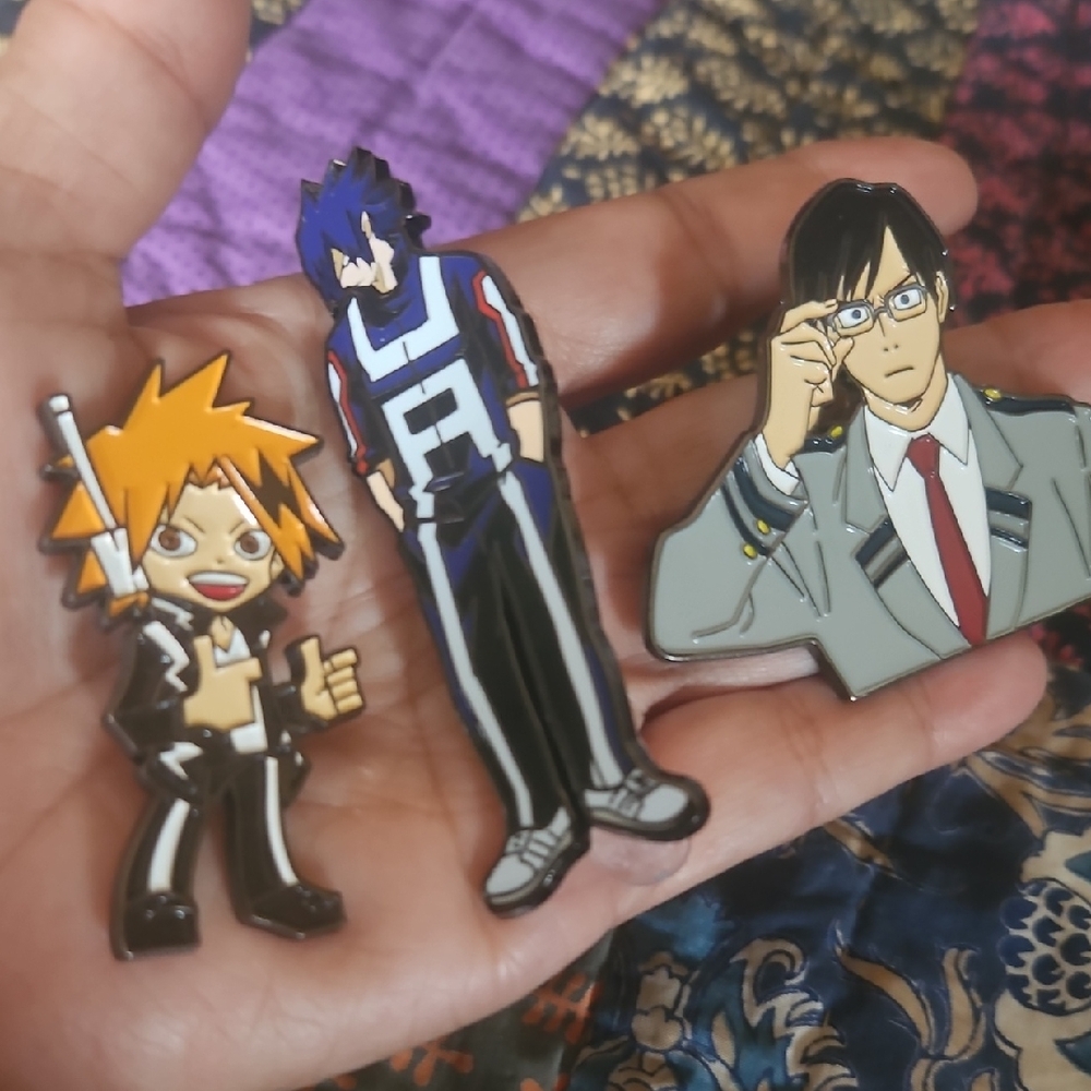 3 My Hero Academia Pins